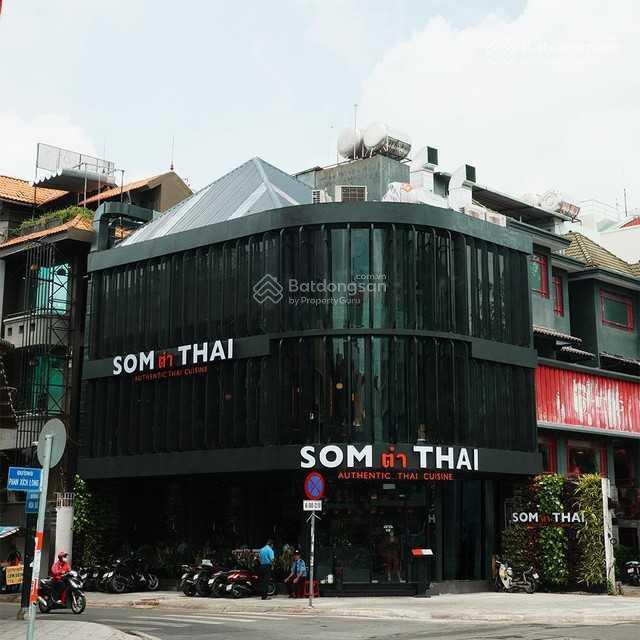 Cho thuê góc 3mt cắt trần hưng đạo, q1. gần pullman, dt 240m, nở hậu 12x16m giá 68tr