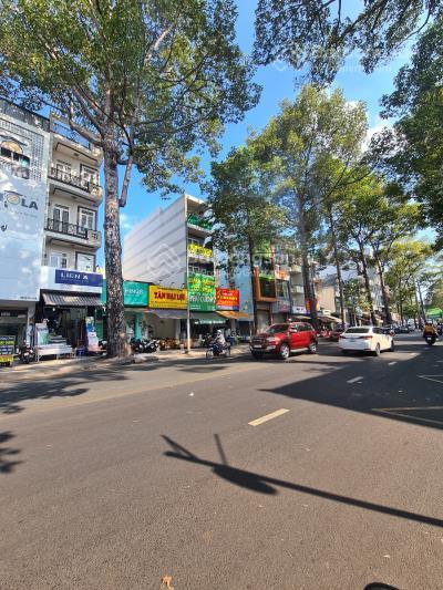 Cho thuê ncmt nguyễn tri phương, q.10, dt 5x14m, trệt, 2 lầu, gần chè thái, giá 39tr 0903 712 ***