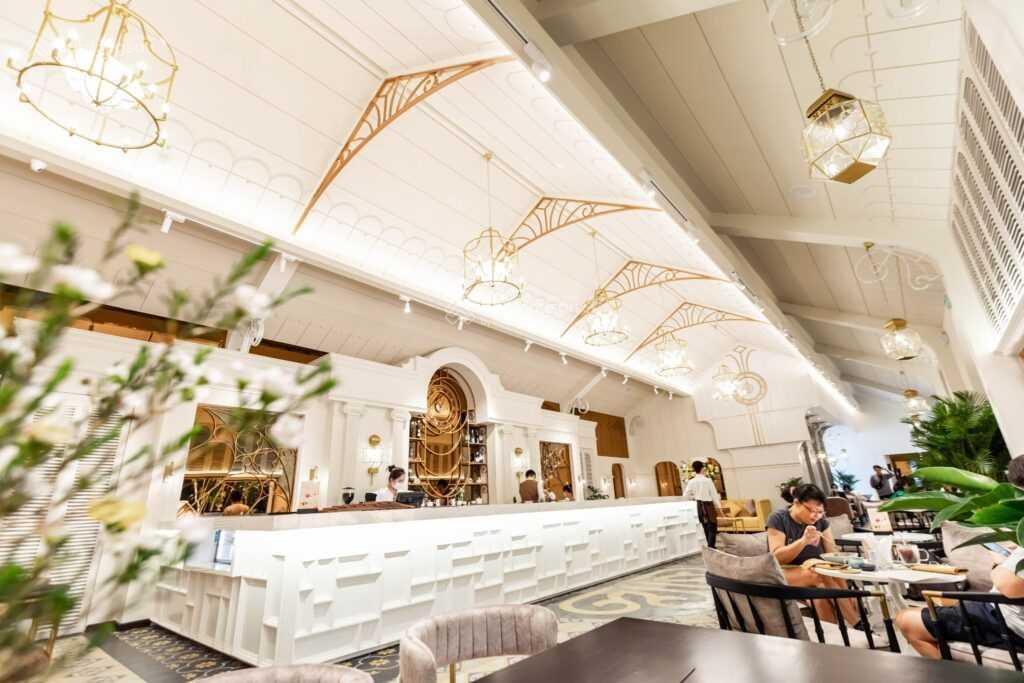 Cho thuê mt đồng khởi, q1 gần nhà hát thành phố. dt 10x30m, trệt lầu, giá 290tr/th. tel 0903 712 ***