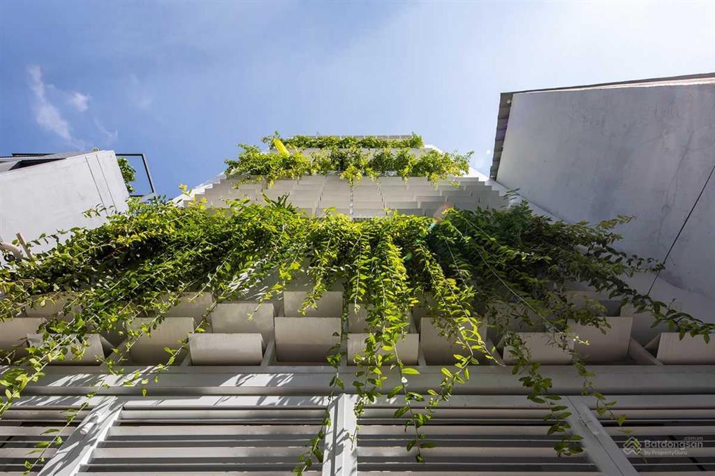 Cho thuê mt nguyễn văn trỗi, pn trương quốc dung. dt 10x16m, 3 tầng, giá 68tr/th tell 0898 311 ***
