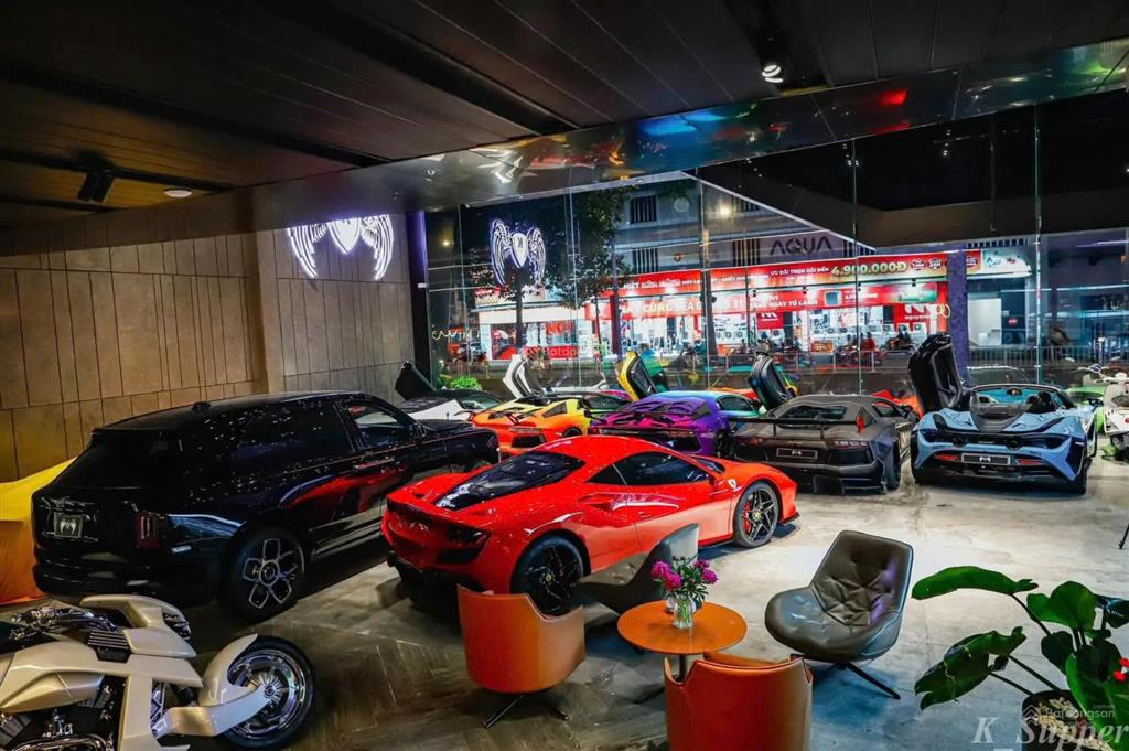 Cho thuê mt nguyễn văn cừ, q5, gần siêu thị. dt 10x30m, trệt, 1 lầu, giá 90tr. tell 0903 712 ***