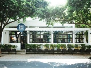 Cho thuê căn 38 lý tự trọng, q1, đối diện vincom. dt 12x20m, trệt 1 lầu. giá 110tr tell 0903 712 ***