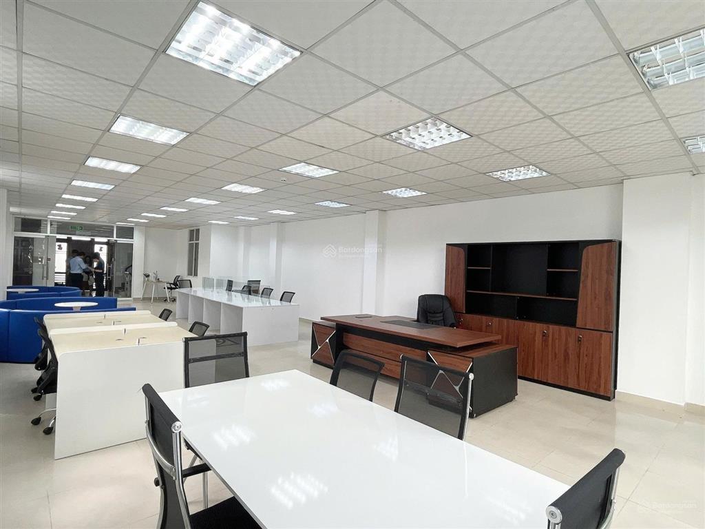 Cho thuê vp mt đường nguyễn thị minh khai. 150m2, quận 3, giá 49tr, full nội thất. tell 0903 712 ***