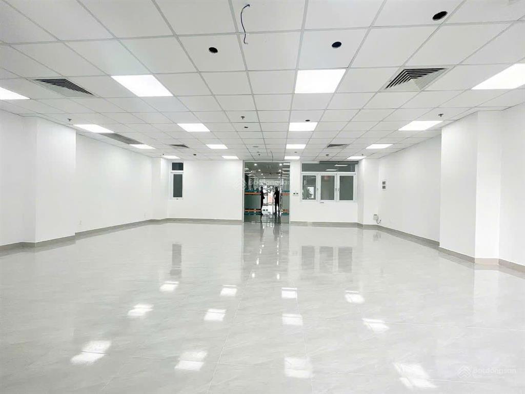 Cho thuê mt cao thắng, quận 3, cạnh hoa sen university. diện tích 10x40m, tel 0898 311 ***