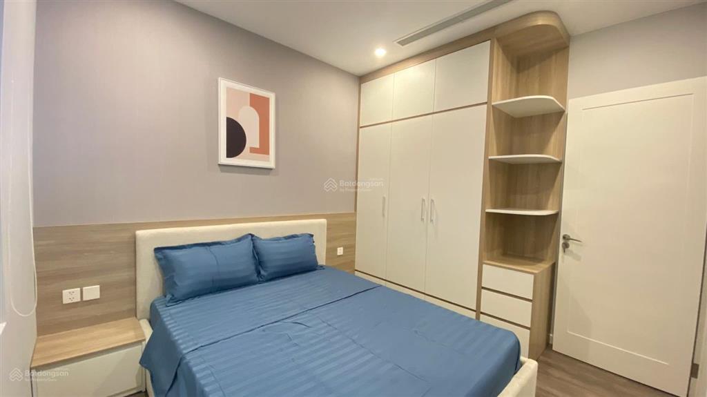 Chủ nhà cần bán nhanh các căn 2pn vinhomes west point giá hời thị trường. 0968 276 ***