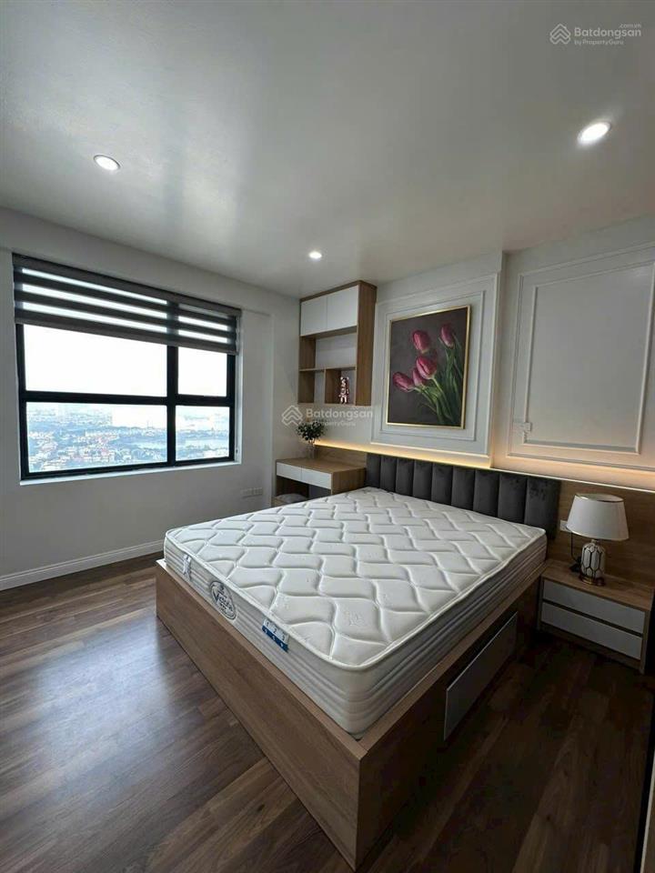 Chủ nhà cần bán nhanh các căn 2pn vinhomes west point giá hời thị trường. 0968 276 ***