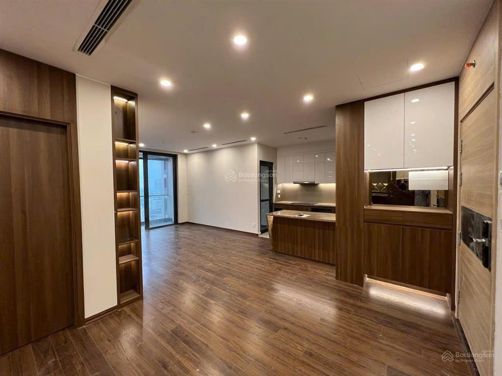 Chủ nhà cần bán nhanh các căn 2pn vinhomes west point giá hời thị trường. 0968 276 ***