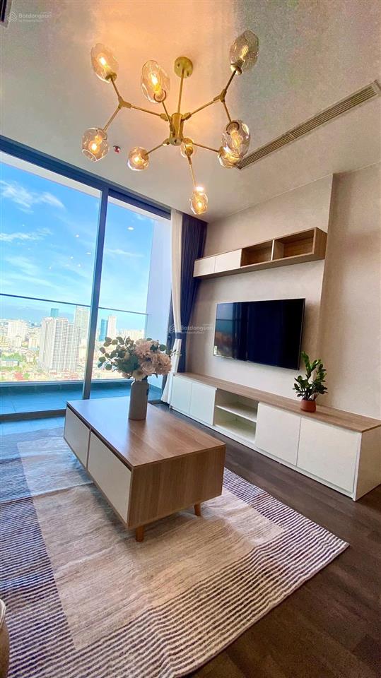 Chủ nhà cần bán nhanh các căn 2pn vinhomes west point giá hời thị trường. 0968 276 ***