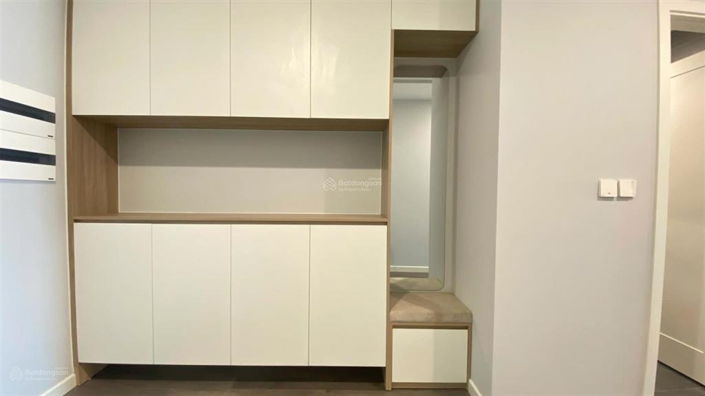 Chủ nhà cần bán nhanh các căn 2pn vinhomes west point giá hời thị trường. 0968 276 ***