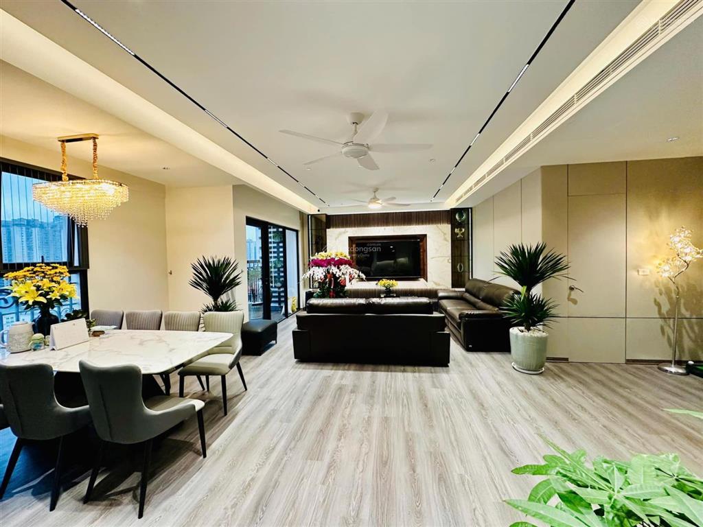 Tôi chính chủ căn hộ 112m2 sudico sông đà, thiết kế 3 phòng 2 vệ sinh cần bán gấp
