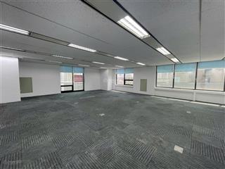 Chính chủ giảm giá cực sốc và miễn phí 3 tháng lô góc văn phòng 108m2 tại charmvit tower