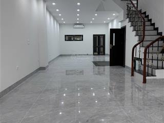 Cho thuê văn phòng 5 tầng cực đẹp tại hinode royal park, giá chỉ 30 triệu có ưu đãi