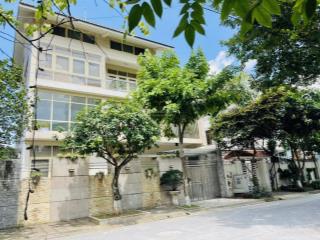 Chính chủ cần bán biệt thự tứ hiệp  thanh trì  hà nội ngay tại trung tâm thanh trì, 240m, giá tl