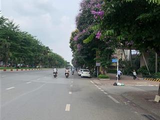 Bán nhanh nhà hoàng quốc việt, cầu giấy  mặt vỉa hè ô tô tránh  108m2 mặt tiền 7.5m giá chào 40ty