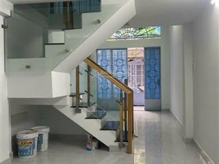 Nhà hxh trần hưng đạo, q.5 32m2  3tầng  hxh đỗ cửa  chỉ 6t.ỷ