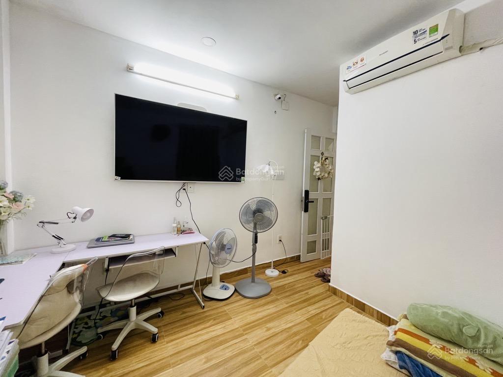 Chdv  lê văn sỹ, p12, q3, 40m2, 4tầng, dòng tiền 15tr/tháng, giá 5.5tỷ