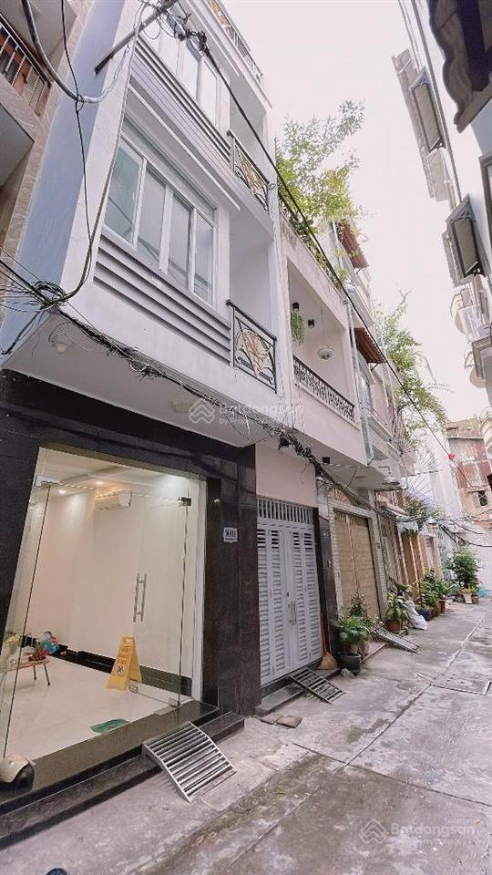 Nhà hxh trần hưng đạo, p2. q5  4tầng giá 8.5tỷ