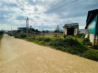 Đất thôn 1 trung tâm ubnd xã tà nung, vuông vức 1500m2 có 1050m2 xây dựng