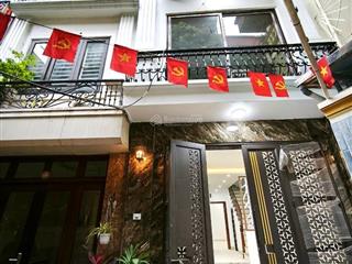 Siêu hiếm.bán nhà lạc long quân thông sang võ chí công
