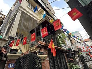 Chính chủ cần bán nhanh căn biệt thự tại tây hồ.giá cực kỳ hợp lý