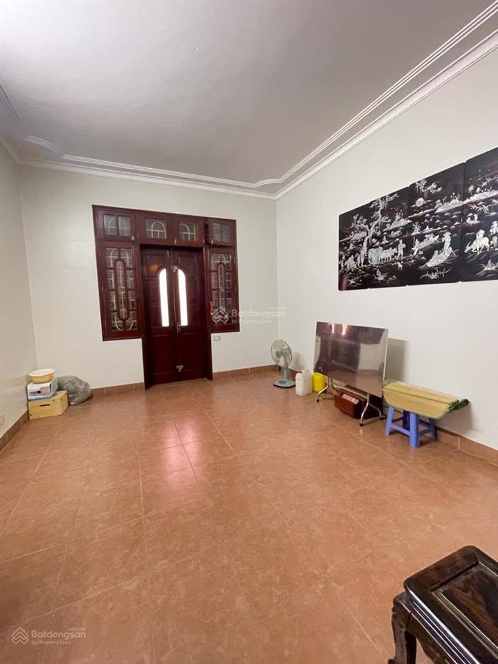 Chính chủ cần bán nhanh căn nhà phân lô ô tô đỗ cửa. cực hiếm