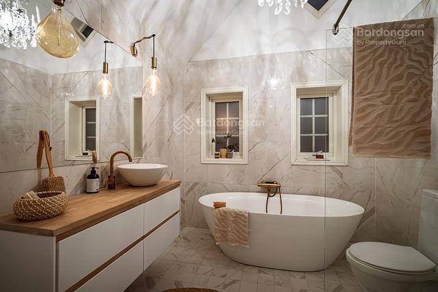 Khuôn đất hiếm! hxh xvnt 2 chiều, p26, bt |4,3 x 23m  cn 96m2 vuông vức| giá chỉ 12 tỷ tl