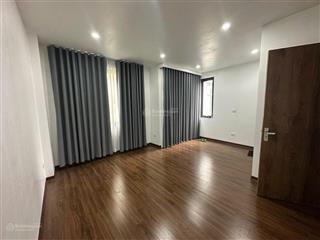Siêu phẩm âu cơ nhà mới, căn góc, thang máy 5 tầng full công năng giá tốt 11.5 tỷ tl