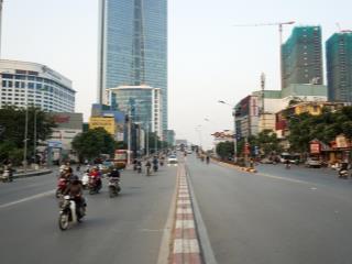 Bán nhà Nguyễn Chí Thanh, Ba Đình, phân lô, ngõ thông, 2 thoáng, oto 52m2, 3 tầng, Mt