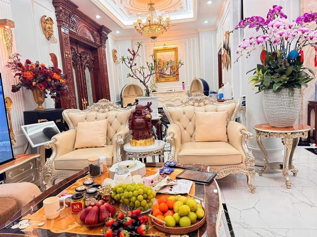 Bán biệt thự mới hiên đại thiết bị ai có thang máy 5t lô góc tại cầu giấy, nam từ liêm giá 75 tỷ