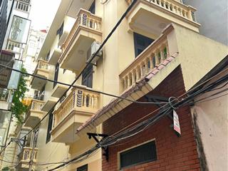 Cho thuê nhà riêng ngõ 82 trần cung. 60m2 x 4,5 tầng, ô tô đỗ cửa. giá rẻ