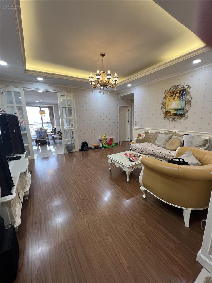 Bán chung cư 112m2 * 3pn đội cấn đốc ngữ ba đình