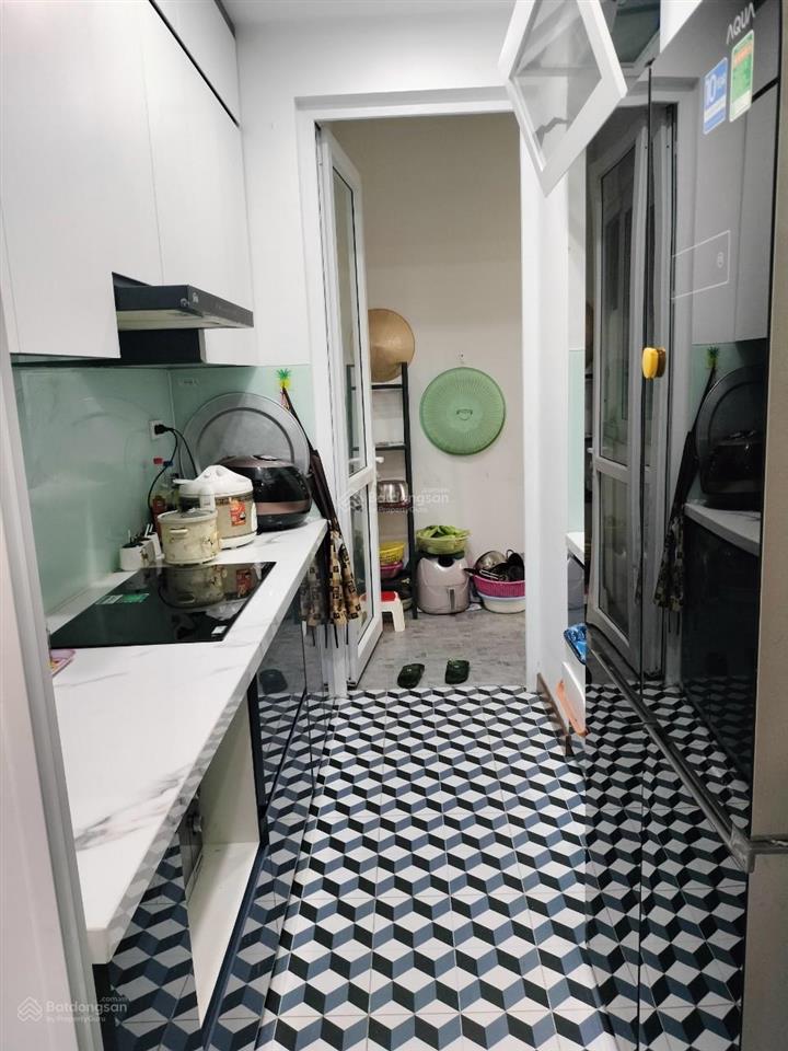 Bán căn hộ 79m2 * 2pn 2wc, tòa e3 vũ phạm hàm. giá 6,9 tỷ