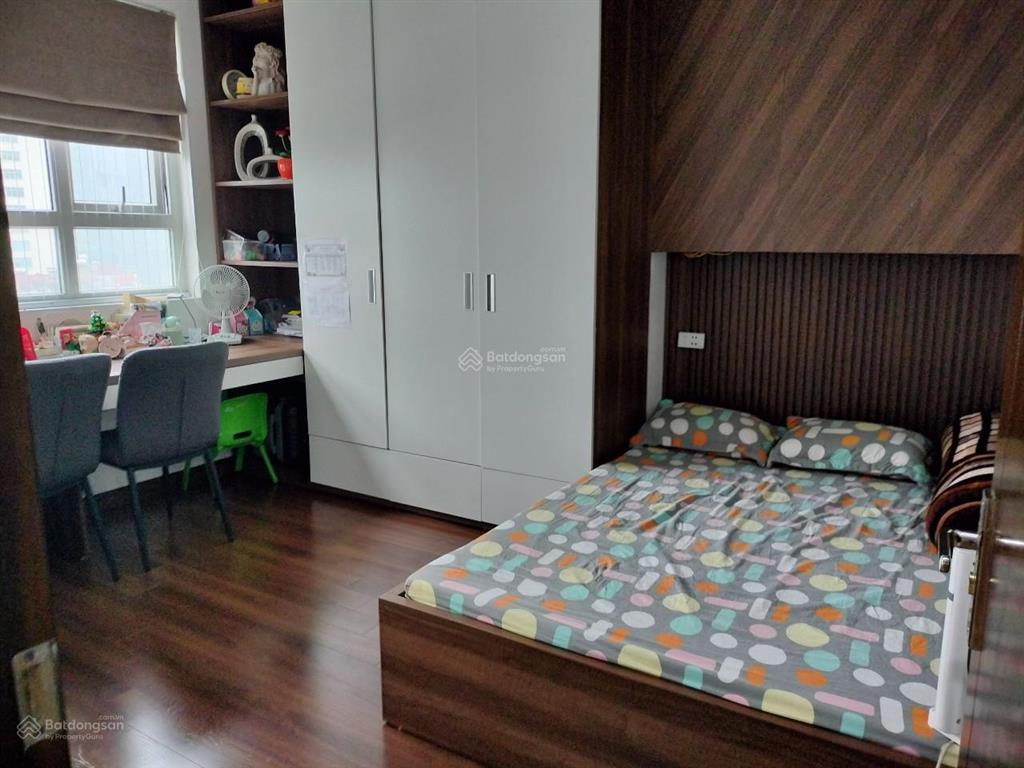 Bán căn hộ 79m2 * 2pn 2wc, tòa e3 vũ phạm hàm. giá 6,9 tỷ