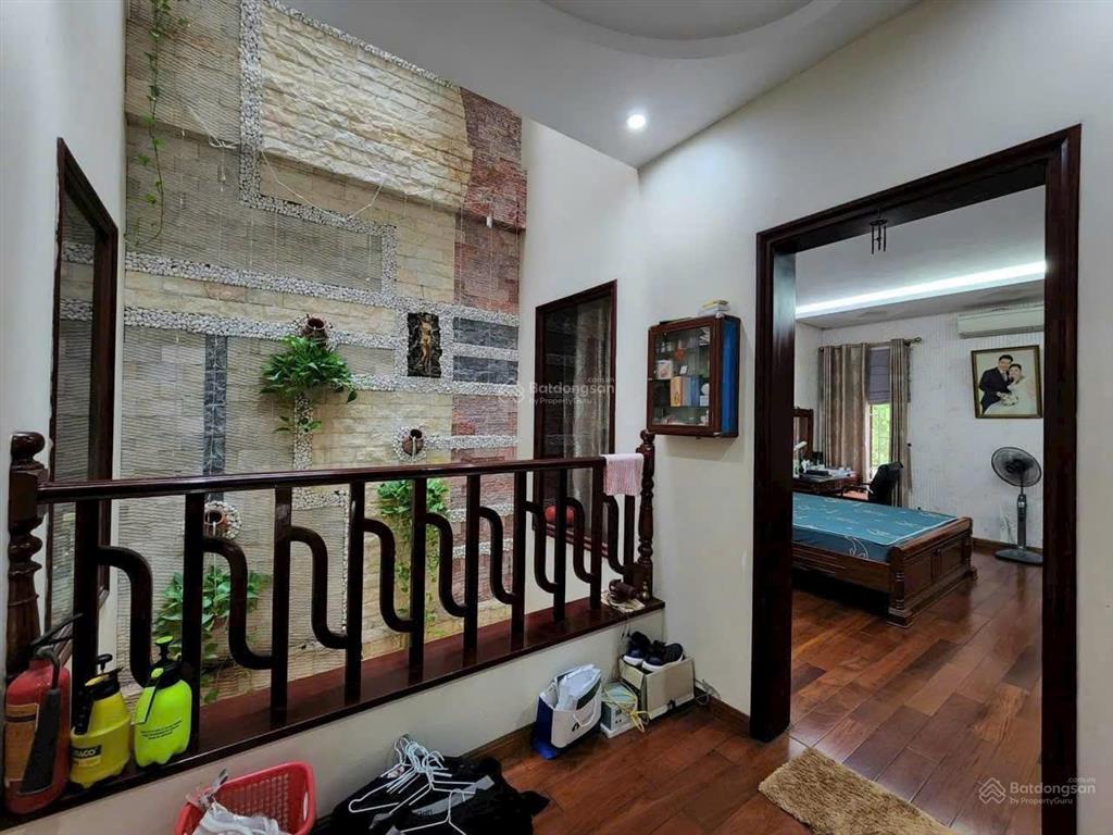 Bán nhà phân lô  tứ hiệp  thanh trì dt 125m2*4 tầng* mt 7m* giá 20tỷ. khu phân lô ô tô tránh