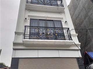 Bán nhà khu tđc ngọc hồi dt40m*5 tầng * giá 8.4 tỷ. phân lô gần tổ hợp ga.