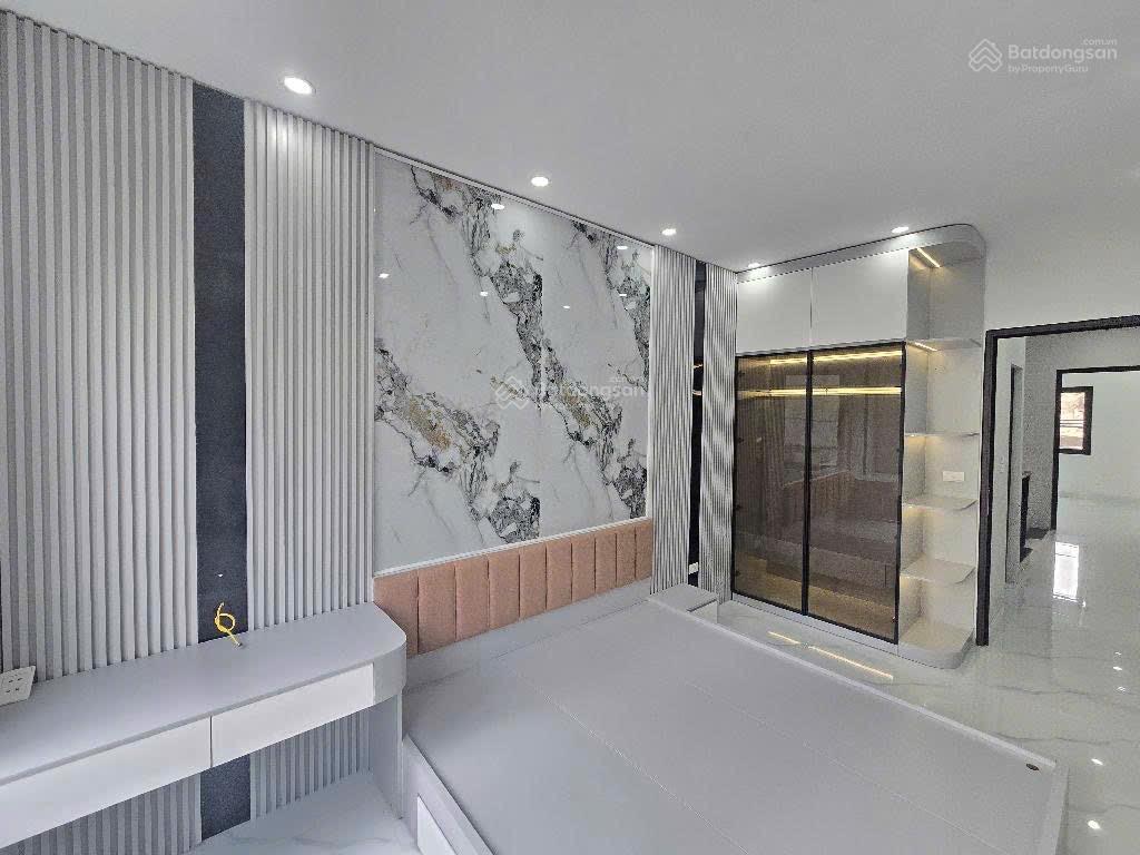 Bán nhà quỳnh đô vĩnh quỳnh dt35m*5 tầng giá 4.8tỷ. lô góc oto đỗ gần.