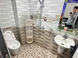 Bt ngõ 251 cổ nhuế. lô góc 2 mt giá 21.5 tỷ. dt 88m2 x5 tầng. ô tô tránh nhau