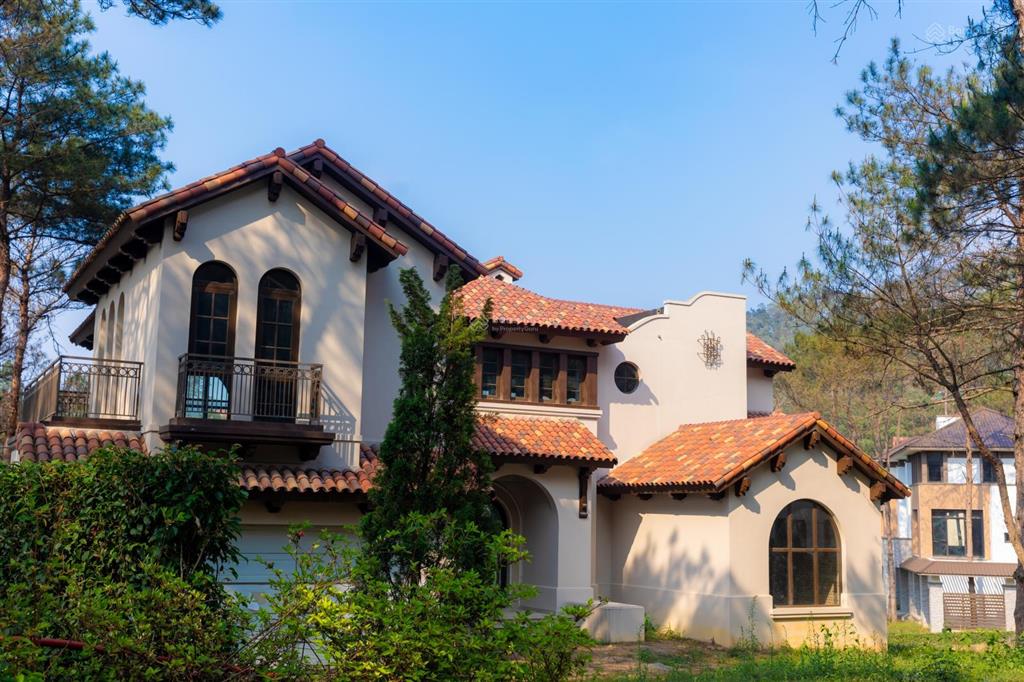 Chuyển nhượng bt đơn lập, view hồ tặng bố mẹ, hầm trú ẩn cho kh yêu sự riêng tư thanh xuan valley