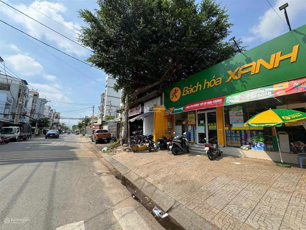 Bán khuôn đất góc 2 mt lũy bán bích tân phú nh 20x29m (cấp 4 tiện xây mới) giá chỉ 49 tỷ tl
