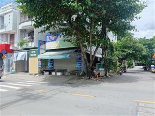 Siêu vị trí!! góc 2 mặt tiền quốc hương  thảo điền  dt 6x15m  kế thảo điền pearl  giá 64 tỷ