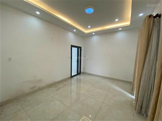 Cho thuê nguyên sàn thang máy tận cửa khu cityland gò vấp giá cực tốt chỉ 9 triệu