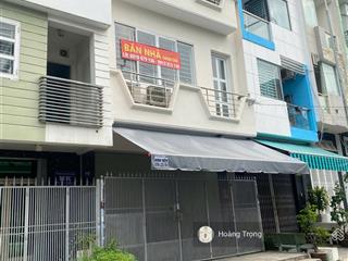 Bán gấp nhà mặt phố 3 tầng  80m2 p. tân quy ( 4x20m ) chỉ với 15,8 tỷ,