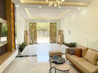 Bán nhà mới nội thất hiện đại  90m2 ( 4pn, 4wc ) kdc phú mỹ, không lỗi phong thủy