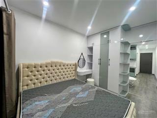 Bán nhà phương mai, 6 tầng thang máy, 44m2, cạnh hồ, oto đỗ cổng