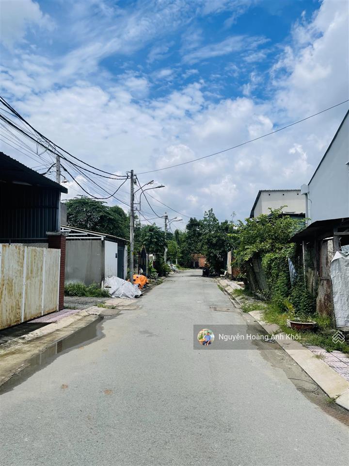 Bán đất đẹp 100m2 , 5x20m vuông a4 đường 6m, ở hay đầu tư đều được