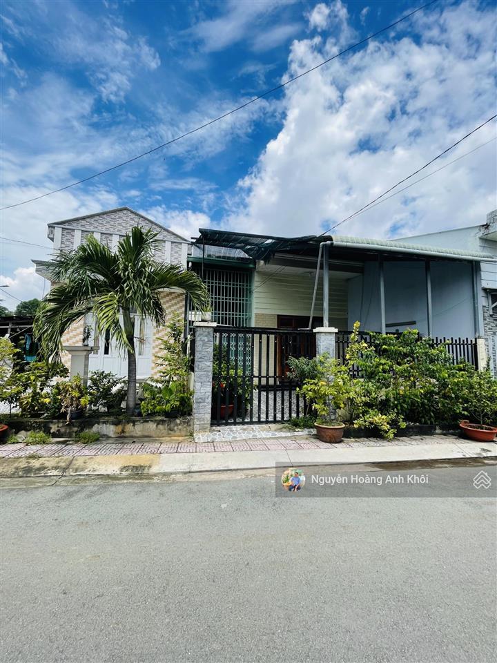 Bán đất đẹp 100m2 , 5x20m vuông a4 đường 6m, ở hay đầu tư đều được