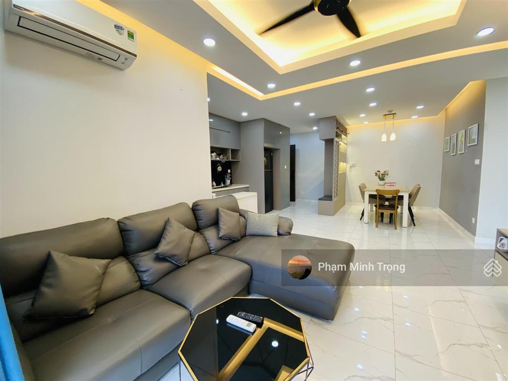 Cho thuê cc 3pn, 2wc, 104m2 giá siêu hời tại sunrise city view, tân hưng, q7, tp. hcm