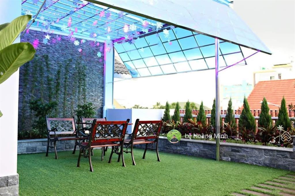 Villa đẹp 10m x 20m. 1 hầm 3 lầu khu biệt thự phú nhuận, lê thị riêng