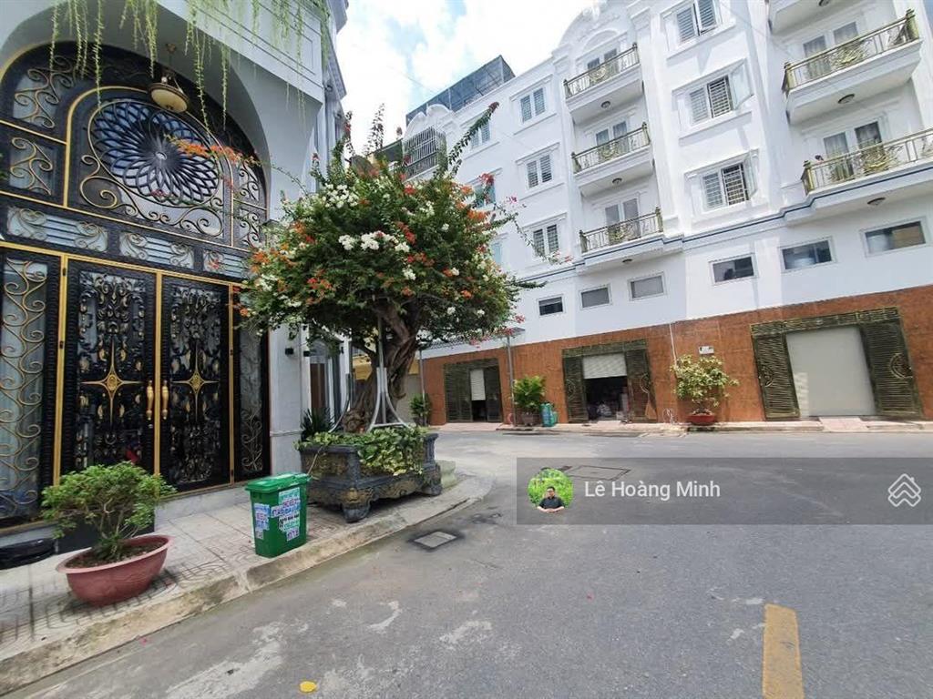 Biệt thự mini ngang 5,5m, 5 tầng có thang máy. đường 13m khu biệt thự tân chánh hiệp 10