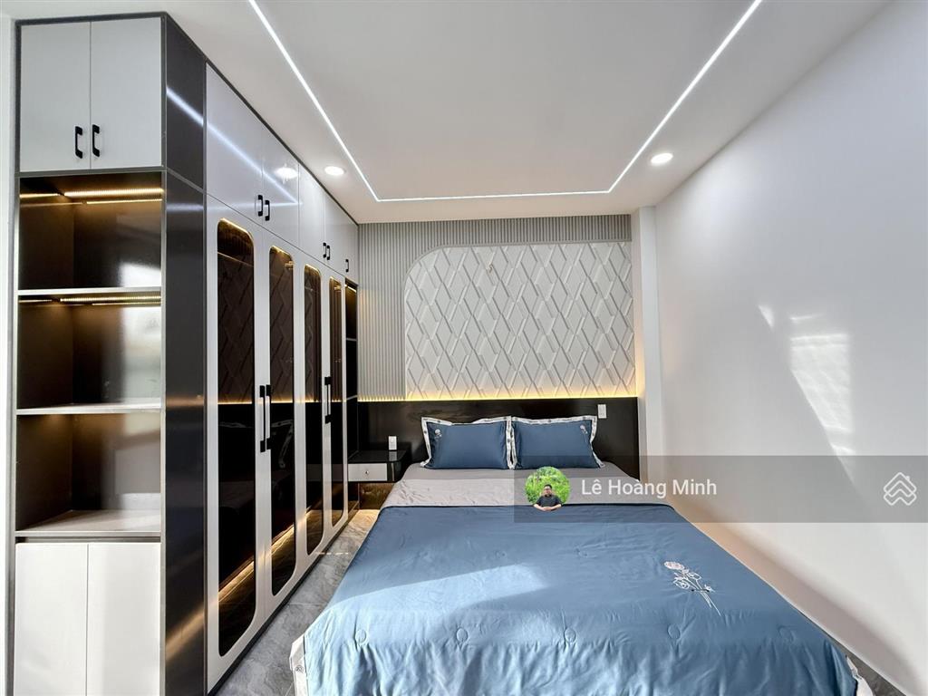Nhà phố 1 lửng 3 lầu, full nội thất hẻm 8m thông nguyễn ảnh thủ